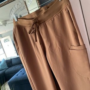 Mandala straight leg scrub pant.